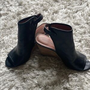 Lucky Brand Black Women's Peep Toe Wedge Sandals Size 7.5